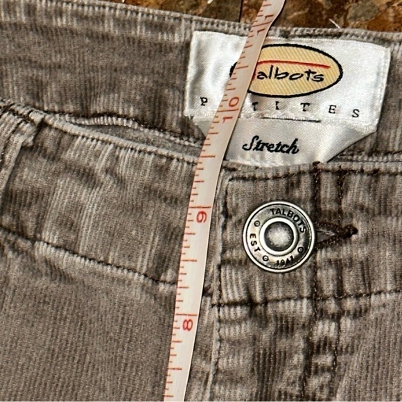 Talbots Women’s Straight Leg Corduroy Stretch Jeans Tan Size 8 Boot Cut Chino - Picture 4 of 9